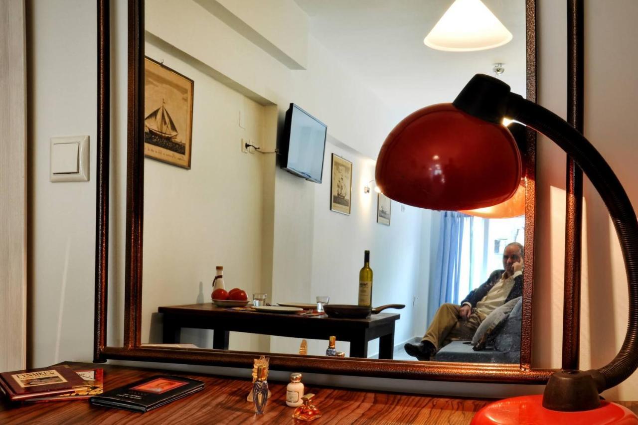 Studios Costas Mantouki Exteriör bild